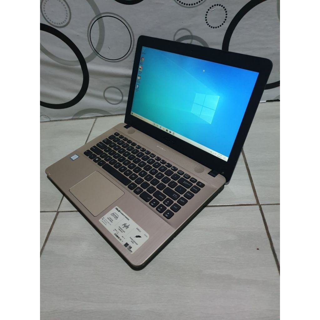 ASUS X441U INTEL CORE I3 GEN7 RAM 8GB SSD 256G