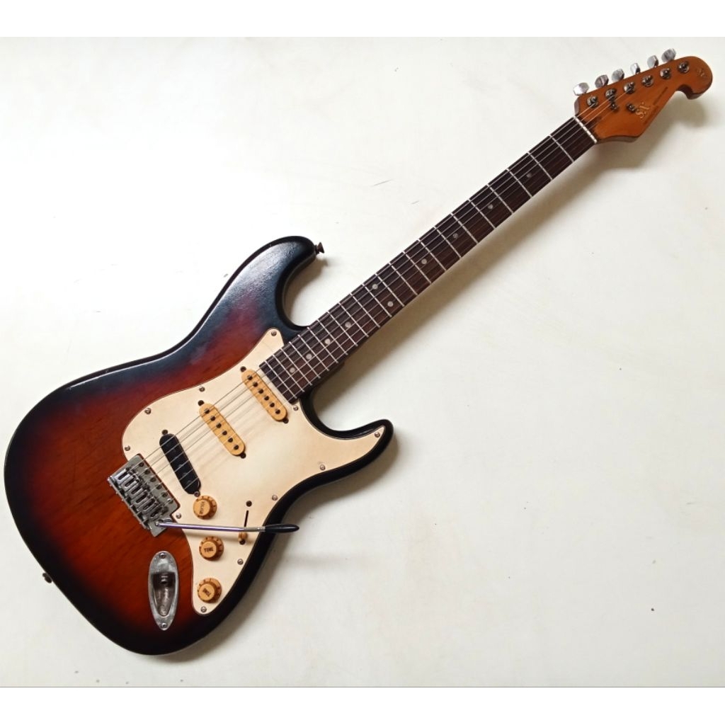Gitar SX Stratocaster lawas