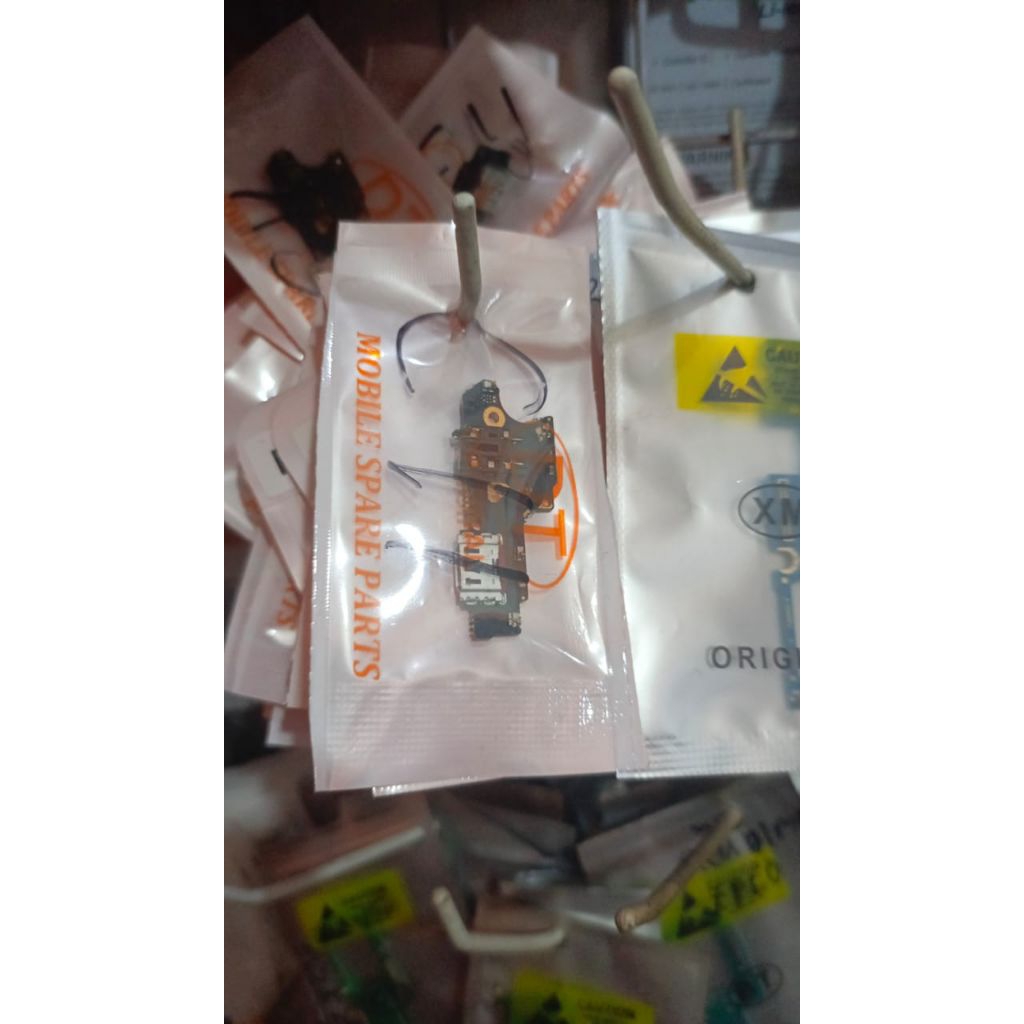 papan cas realme c11 ORI CT