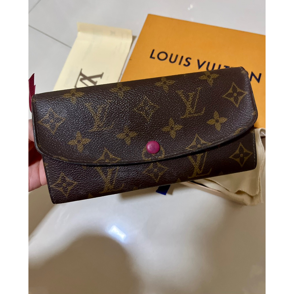 lv wallet authentic