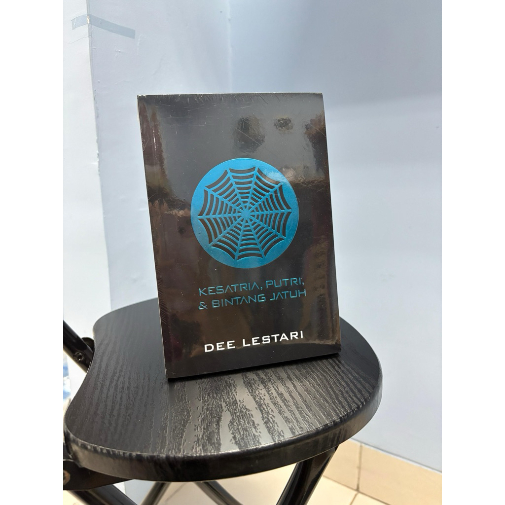 Supernova#1 - Kesatria, Putri & Bintang Jatuh