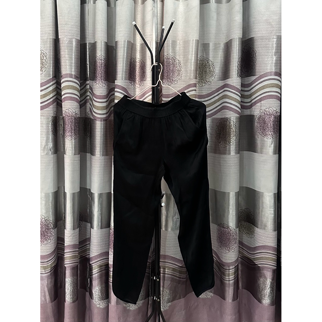 [Preloved] Celana Panjang Long Pants Silk Zara Black
