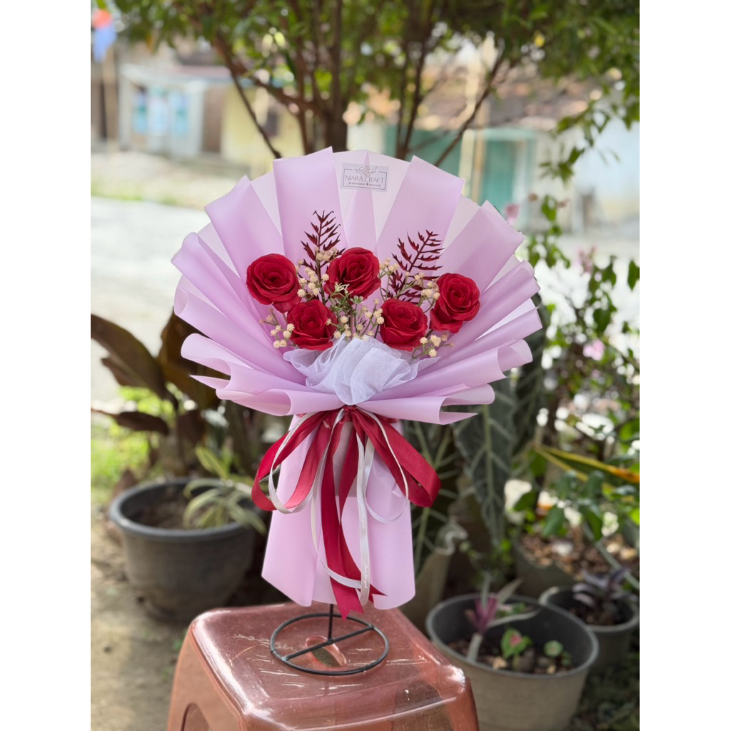 Buket Bunga Mawar Tropis