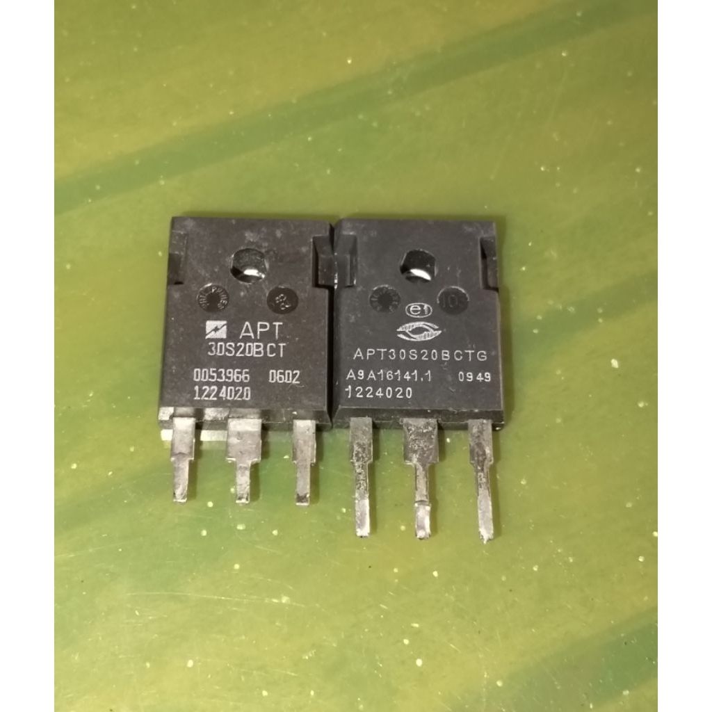 MOSFET APT30S20BCTG (30A200V) BEKAS ORIGINAL