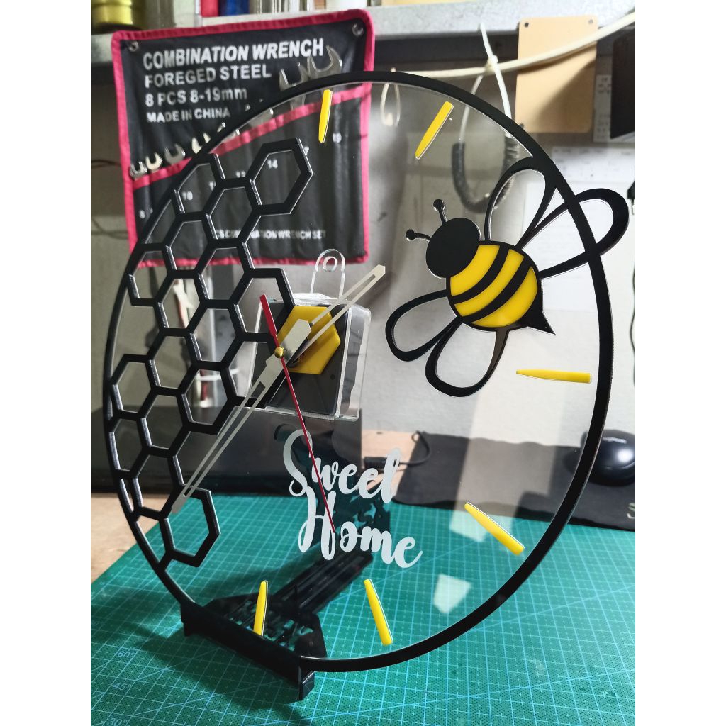 Jam dinding akrilik/jam dinding estetik/jam dinding custom/jam custom akrilik