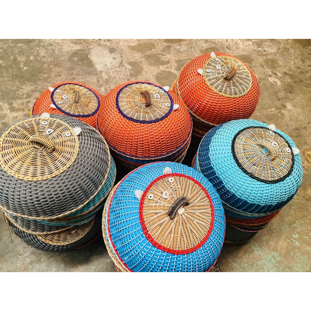 tudung saji rotan sintetis karakter