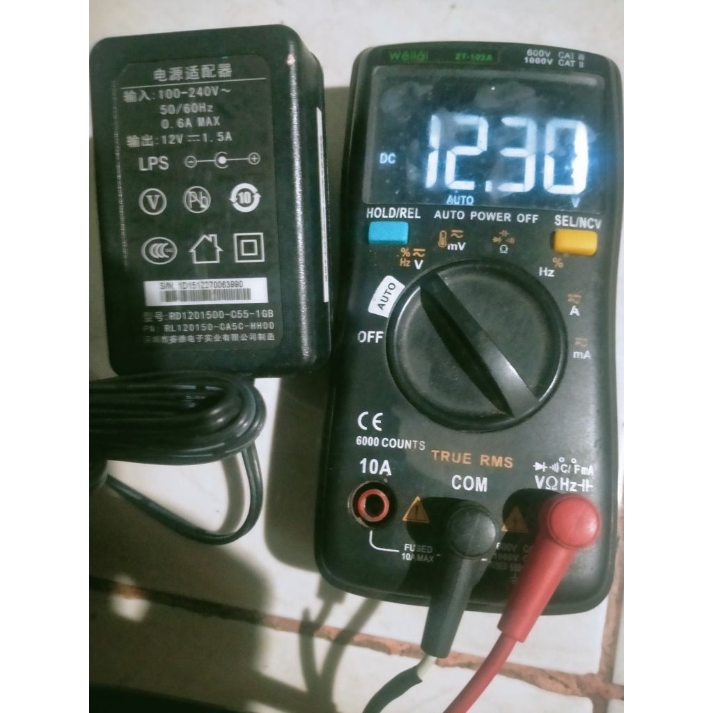 Adaptor 12v 1.5A Original Bawaan router , Kualitas Terjamin