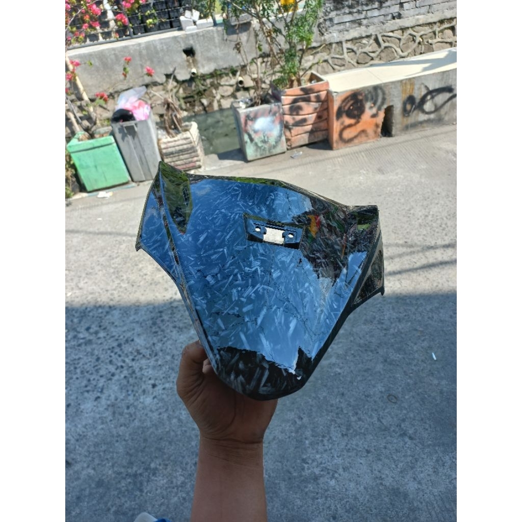 tameng depan mio gear 125 karbon forget