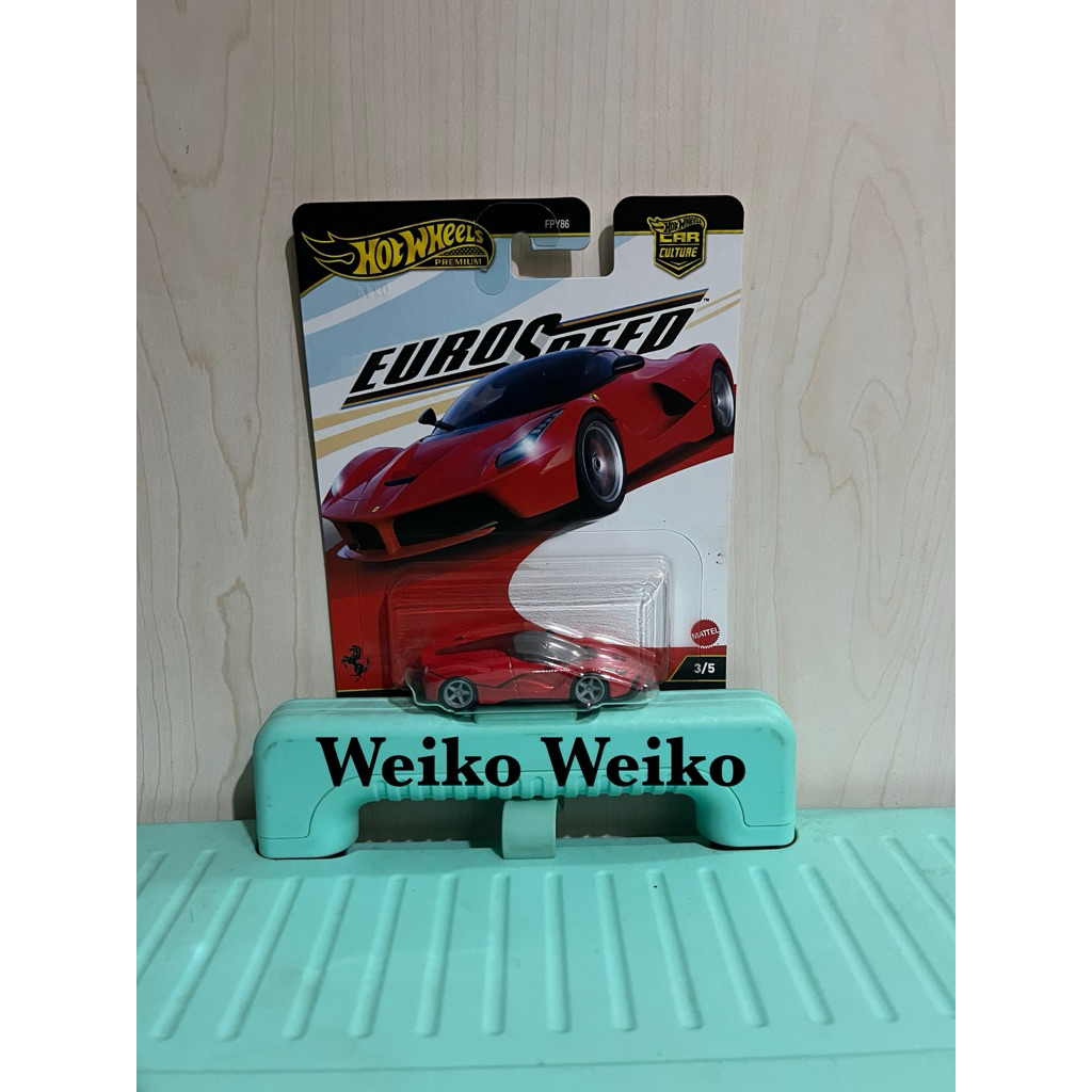 hotwheels euro speed LAFERRARI red