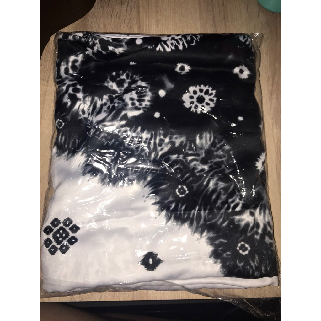 Kain Jumputan Palembang Putih