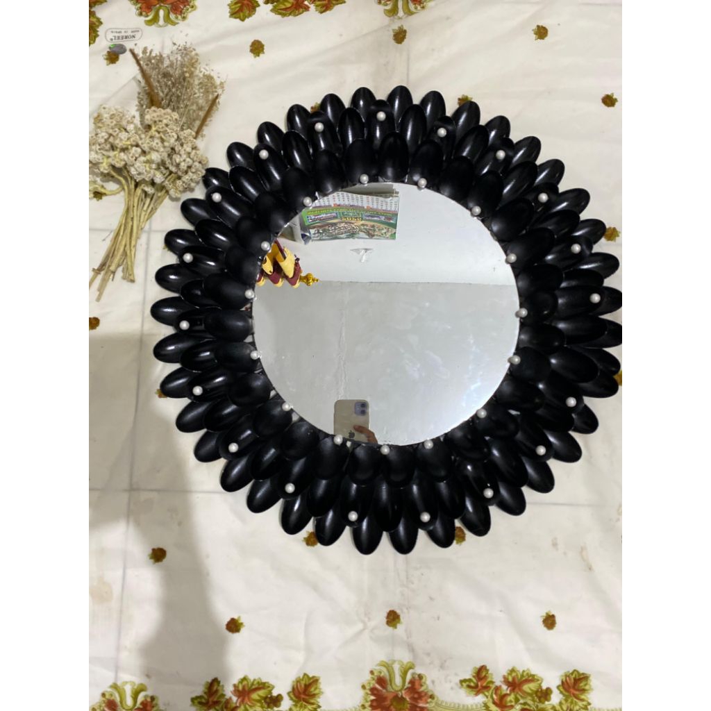 CERMIN DINDING AESTHETIC BULAT SENDOK PLASTIK - HIASAN DINDING KACA 20CM