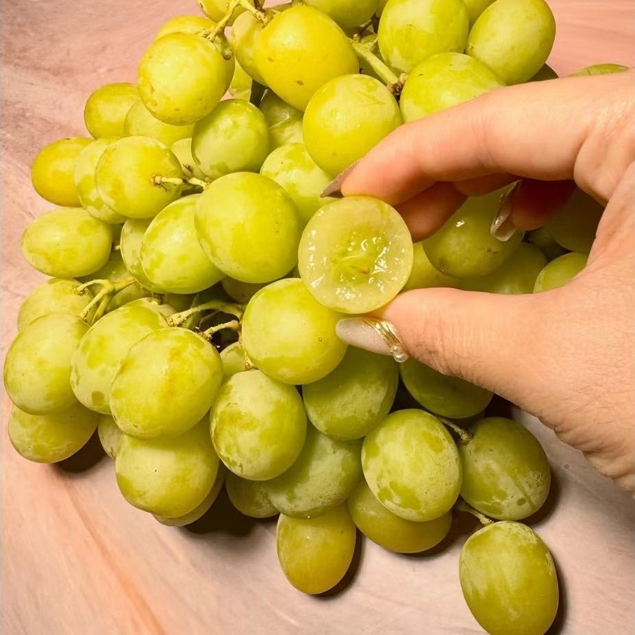 

ANGGUR AUTUM CRIPS 500gr