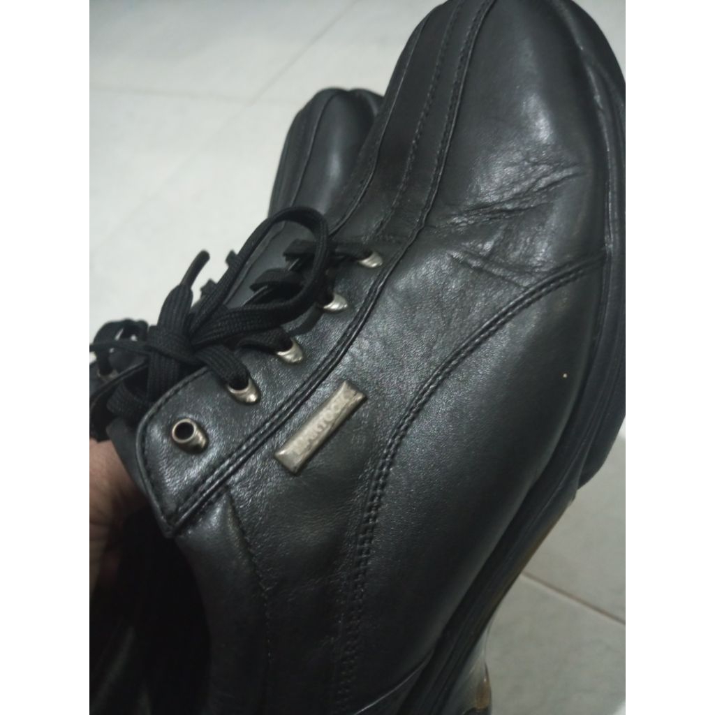 Sepatu Branded Martock Kulit Full Black Size 41 (Second)