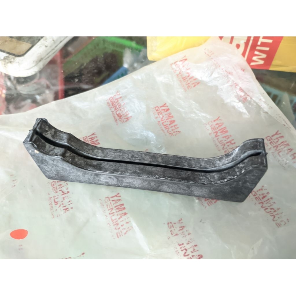 3XA-E2659-00 Karet Kipas Damper Fan Air Shroud 2 Yamaha F1ZR F1Z FORCE 1 Original Asli Ygp