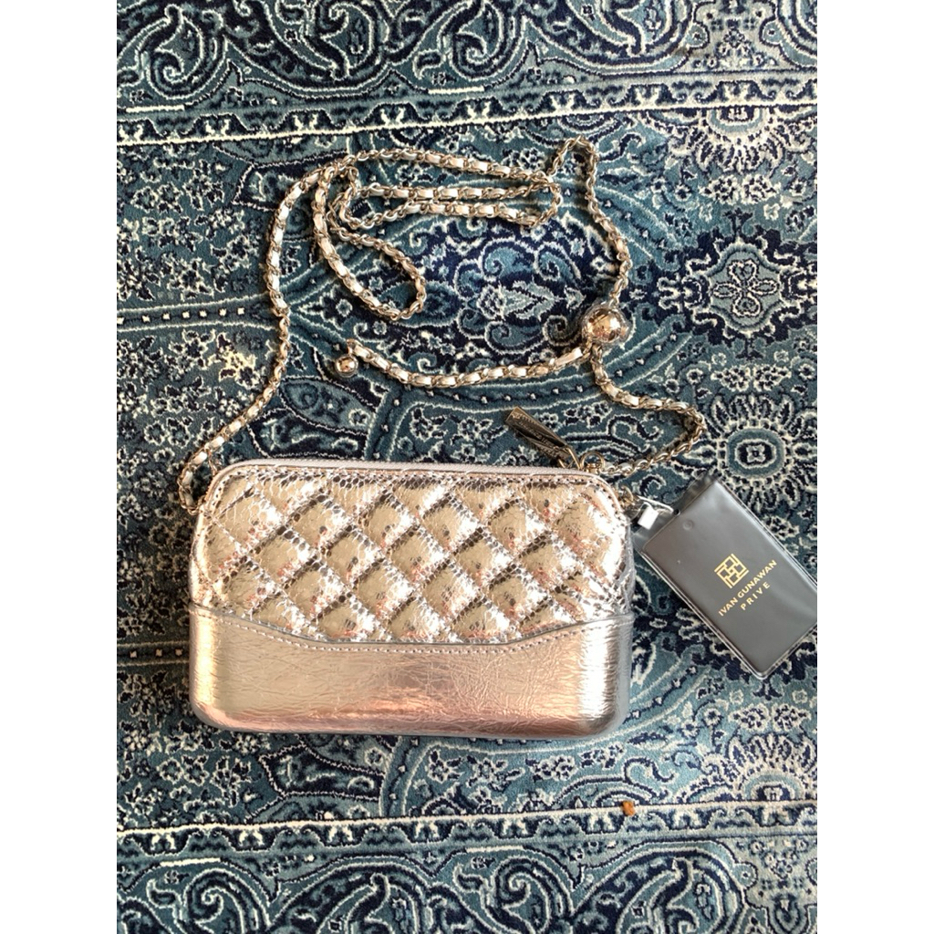 ivan gunawan prive scarlet bag