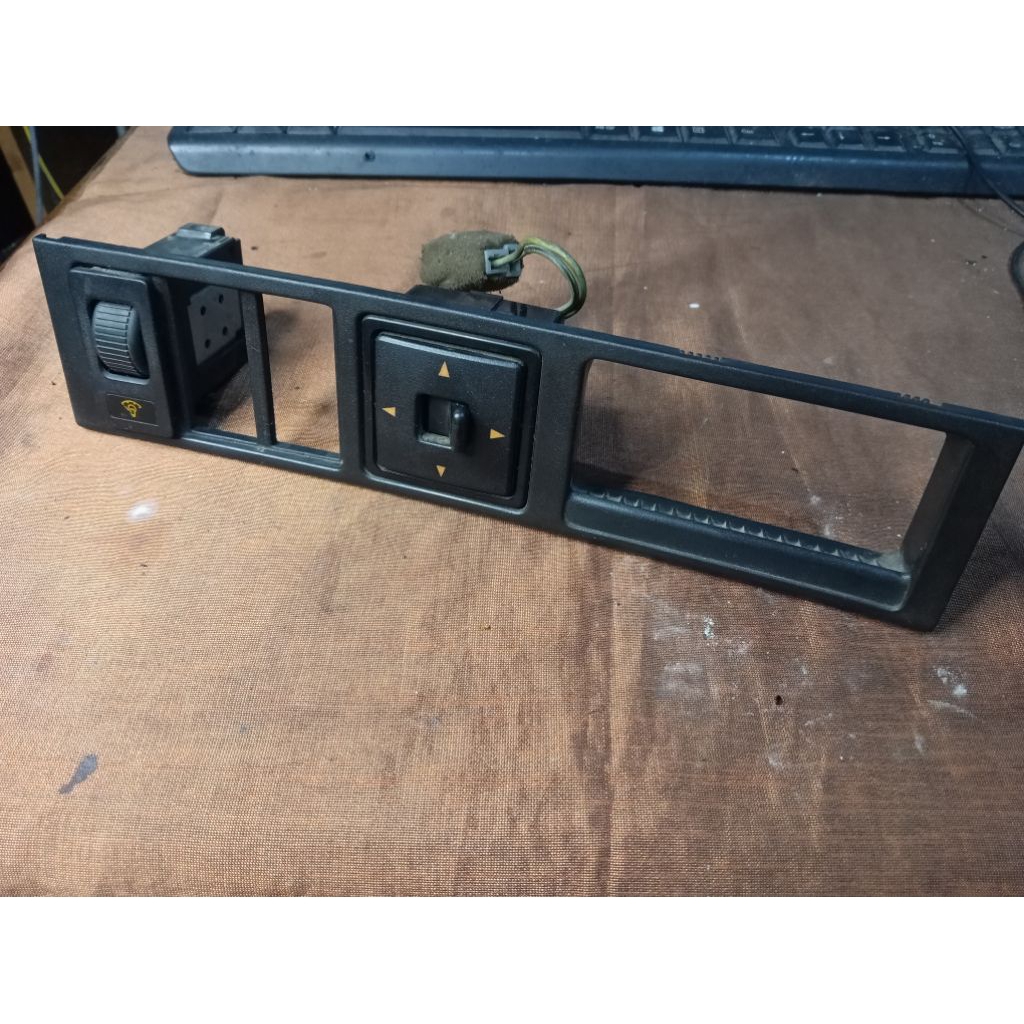 saklar electric mirror & dimmer mazda 626 thn 86-87