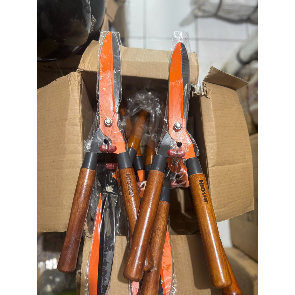 gunting rumput merk hioshi