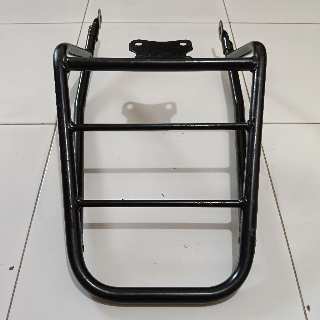 Bagasi Behel Rak Belakang Suzuki TS125 Original