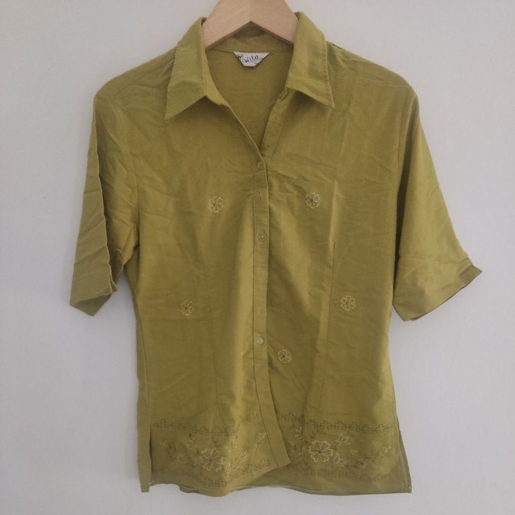 Kemeja Wanita Hijau Muda PL