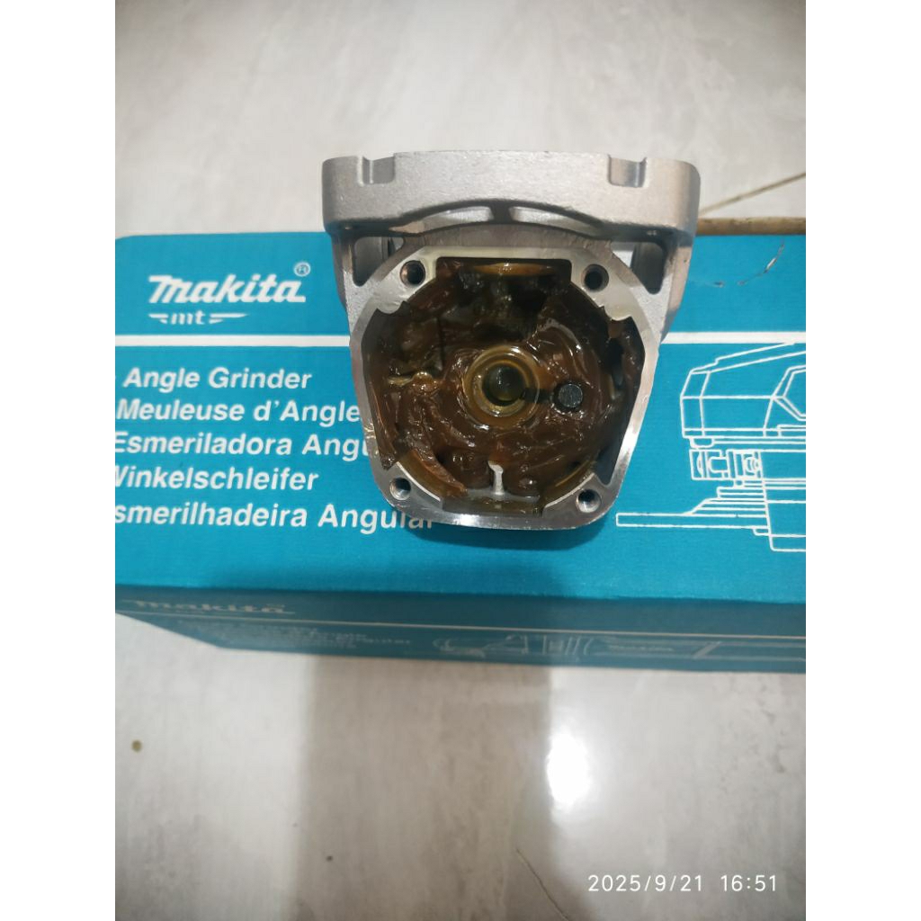Original Gear box / Kepala Gerinda Makita M-0900b