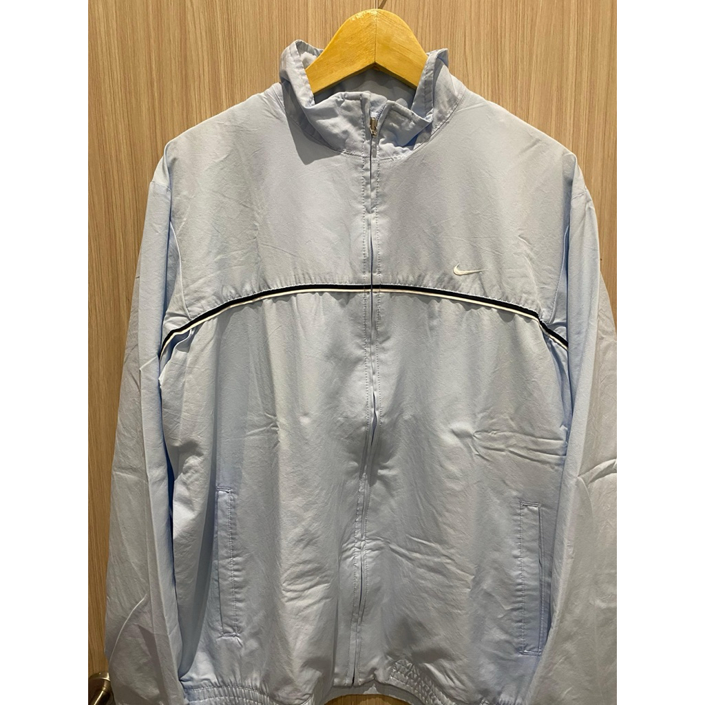 Jaket Trektop Pria Nike Men’s Jacket Preloved Murah