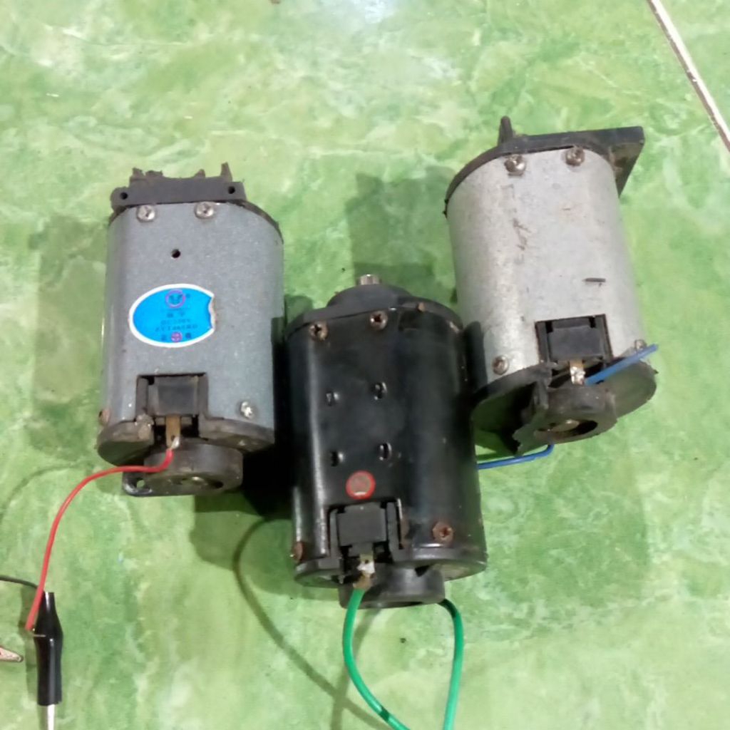 GENERATOR LISTRIK DC 220VOL