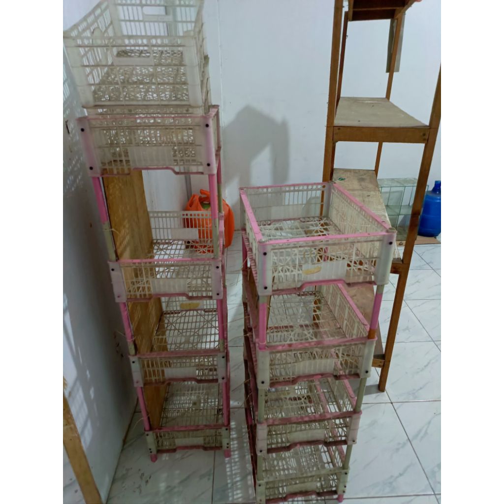 rak rak bekas keranjang bekas