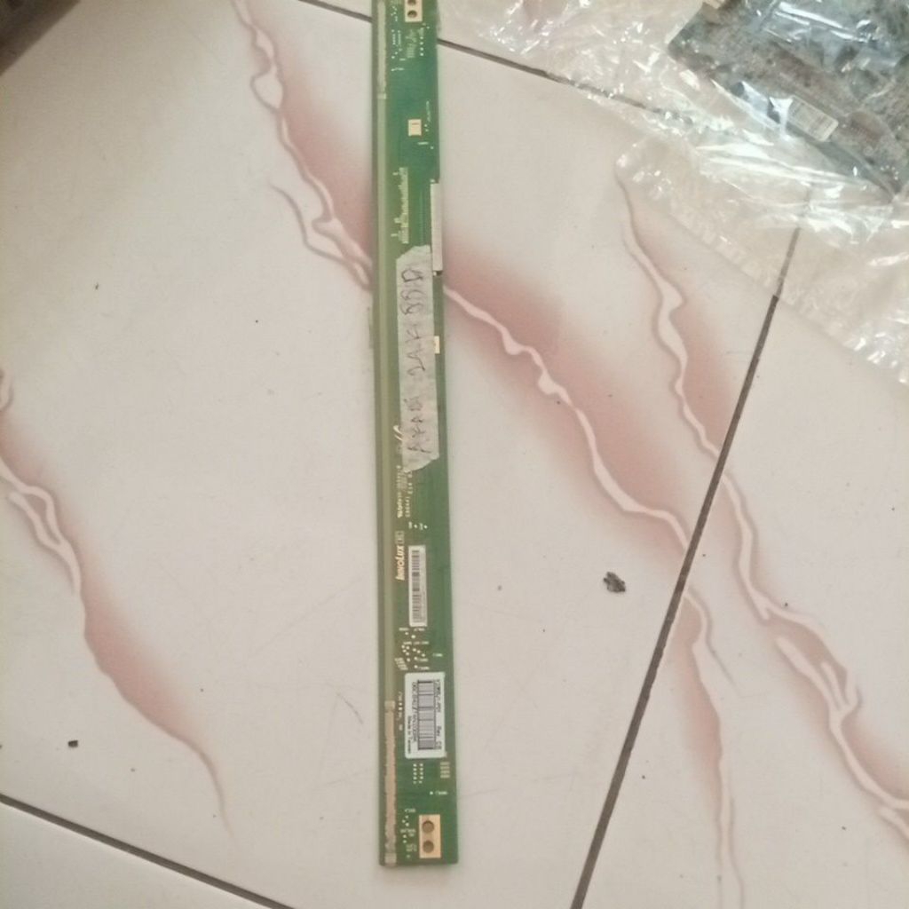 tcon  tv akari le 24 k88id