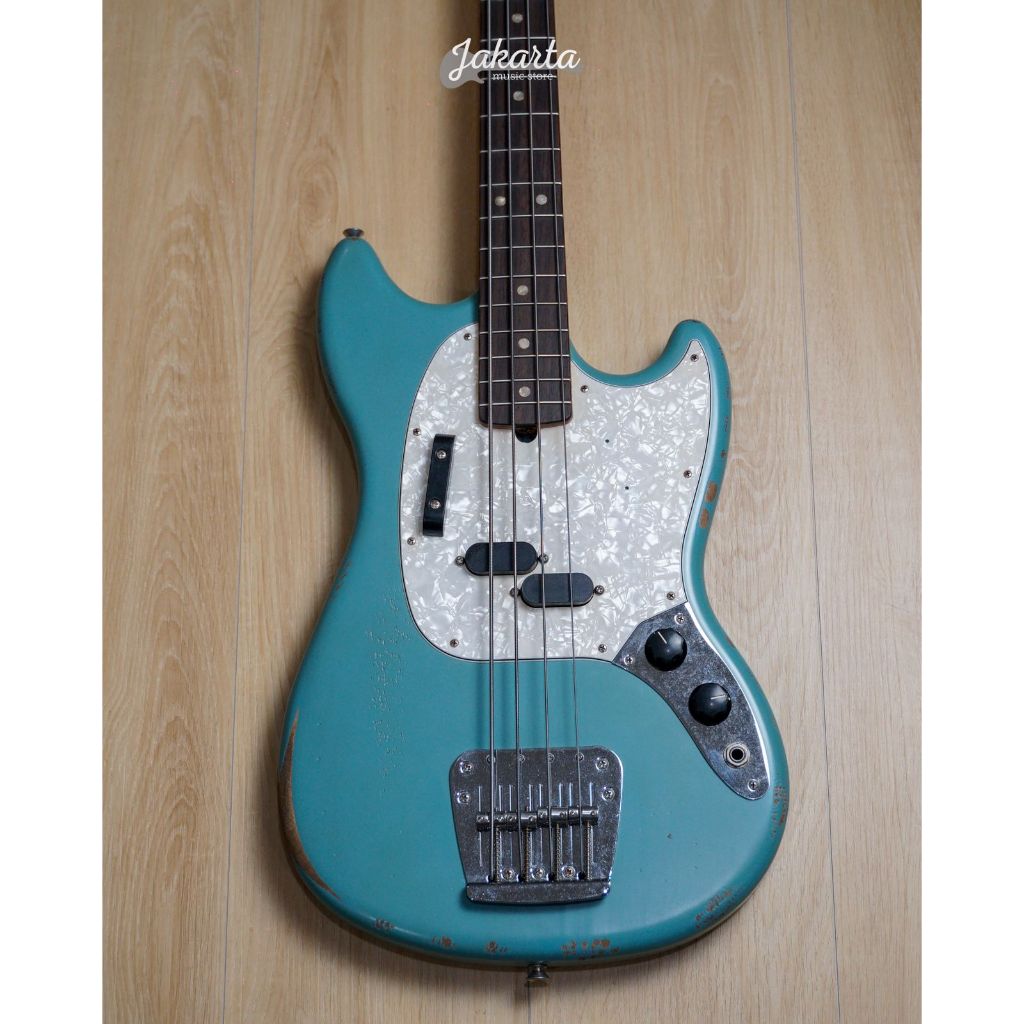 Fender Justin Meldal-Johnson Road Worn Mustang Bass Guitar