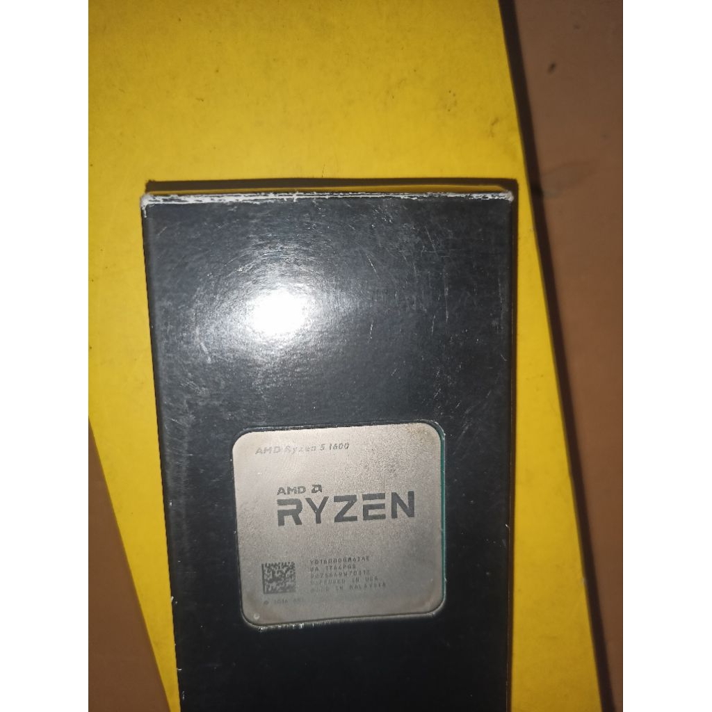 AMD ryzen 5 1600 tray (nego aja)