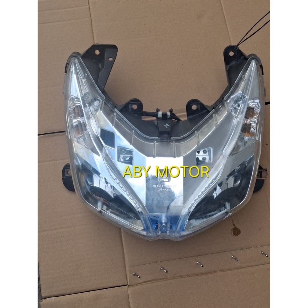 Reflektor Lampu Depan Honda Vario 110 Fi LED 2013-2014 1set / Original Copotan