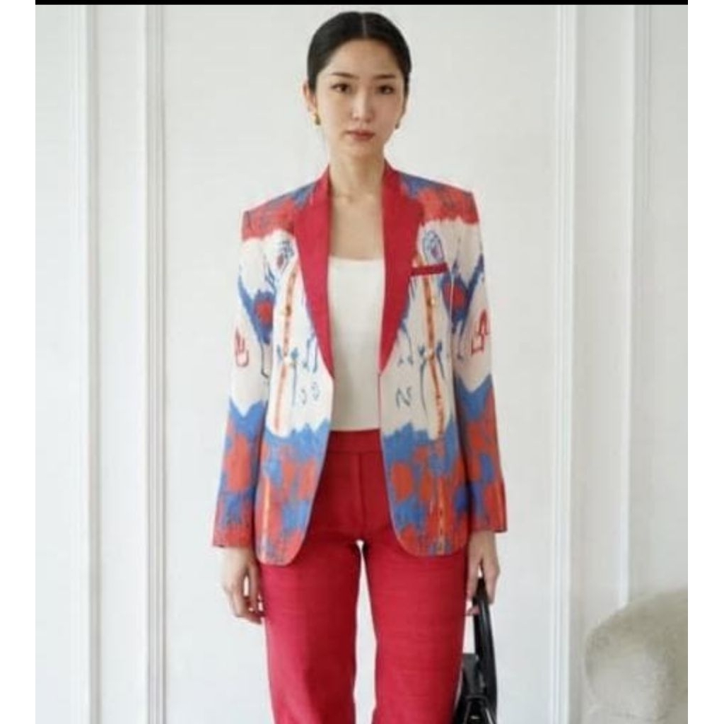 BLAZER WANITA TENUN IKAT MOTIF ETNIK