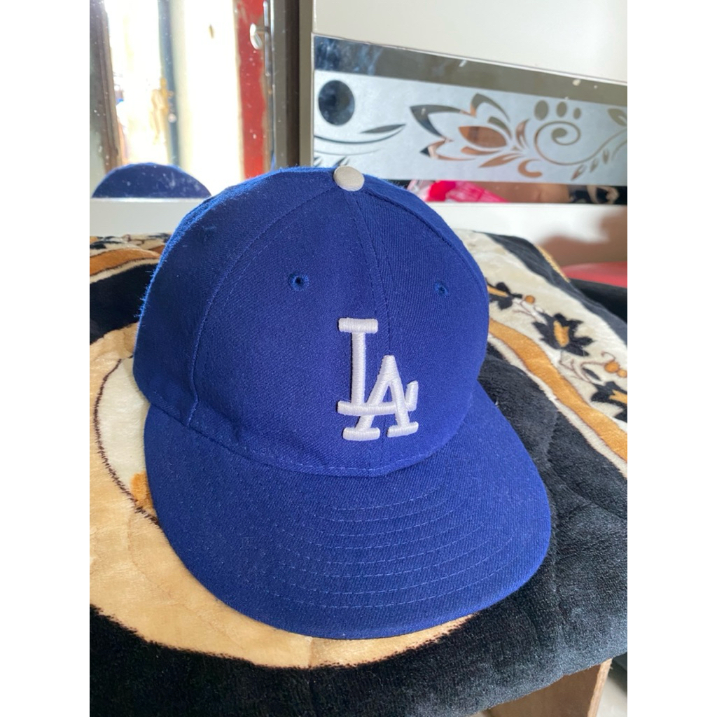 new era biru second