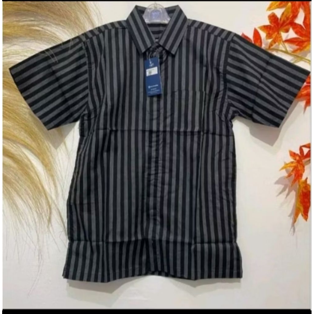 ATASAN KEMEJA LURIK PRIA DEWASA LENGAN PENDEK