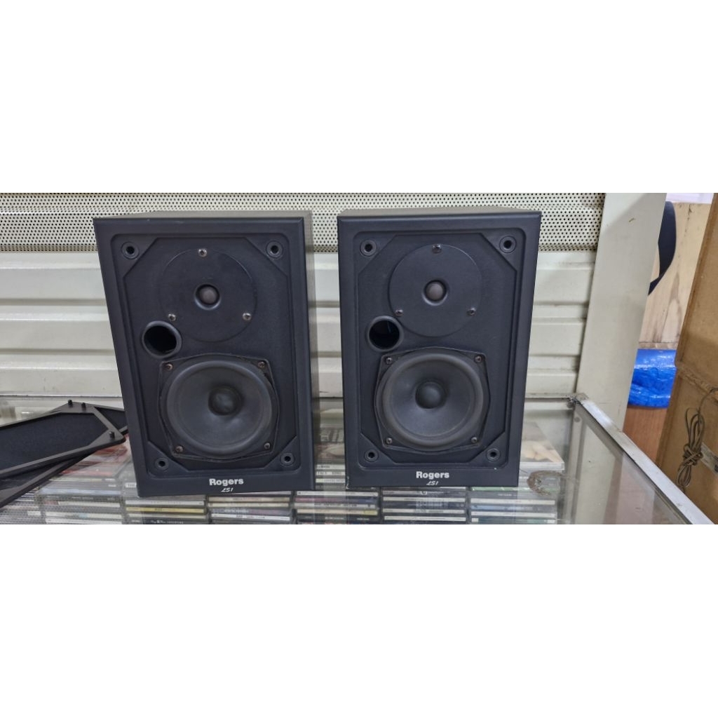 speaker Roger LS 1UK