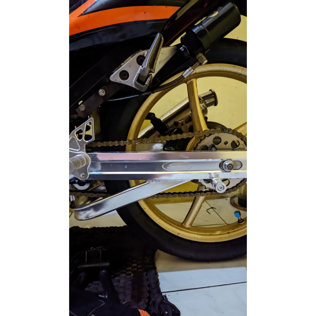 SWING ARM SUPERTRACK SATRIA FU