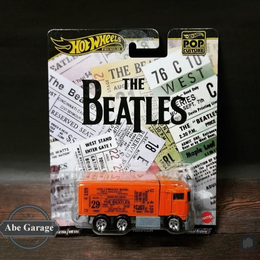 Hot Wheels The Beatles Hiway Hauler (orange)