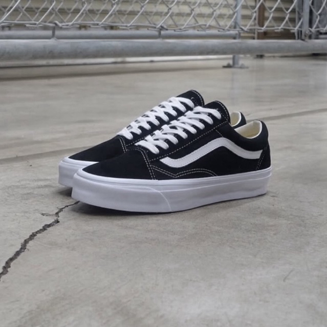 Sepatu Vans Premium Old Skool 36 LX Black White Original Resmi