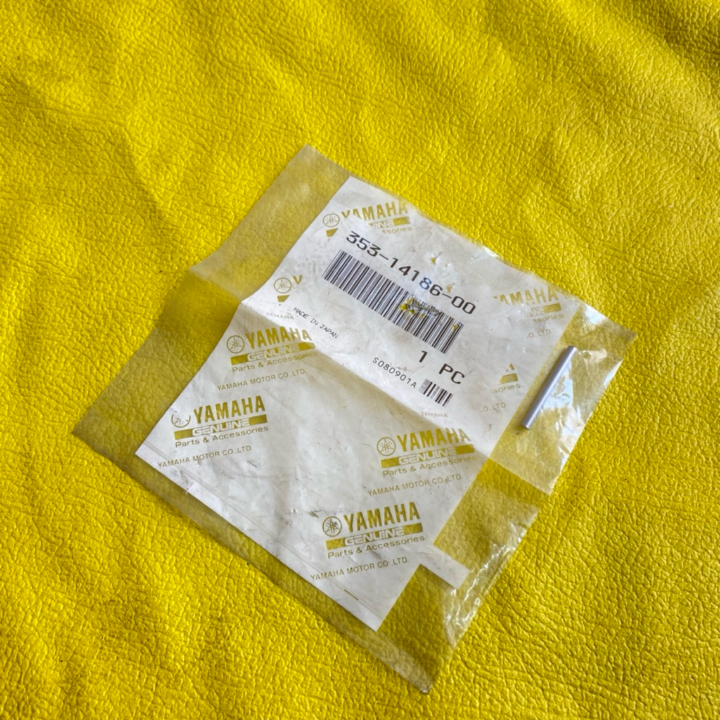 pin pelampung karburator Yamaha Rx king RX-king original NOS japan 353-14186-00