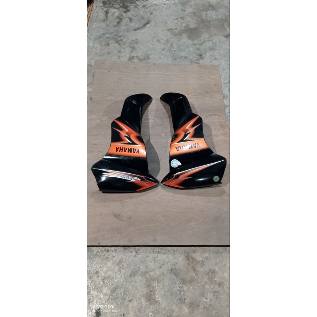 Sayap Luar Jupiter Z Burhan Warna Hitam Ori Copotan Motor