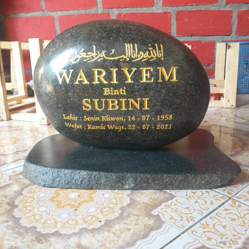 Nisan makam full poles lengkap tatakan/batu nisan/papan nama makam