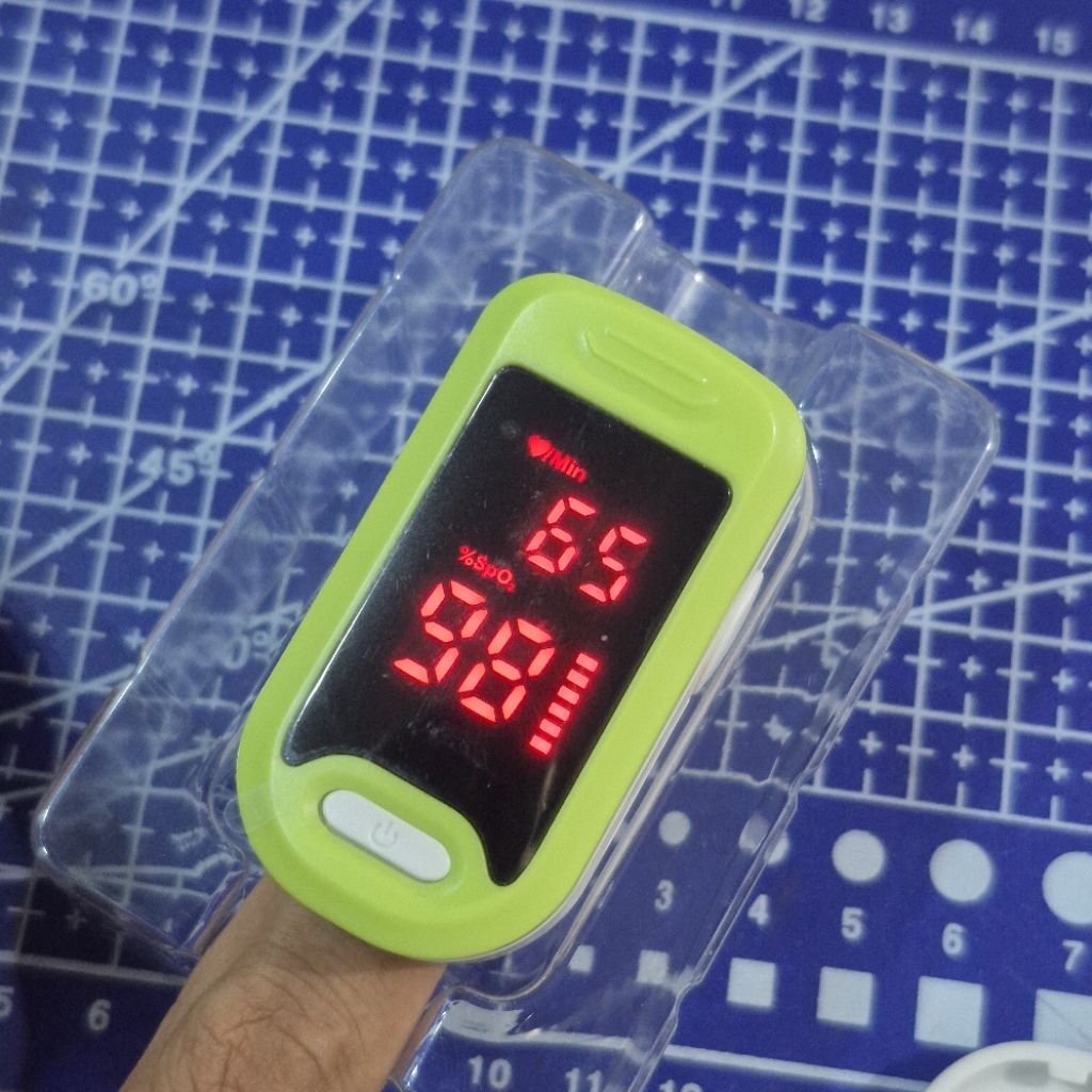 fingertip pulse oximeter