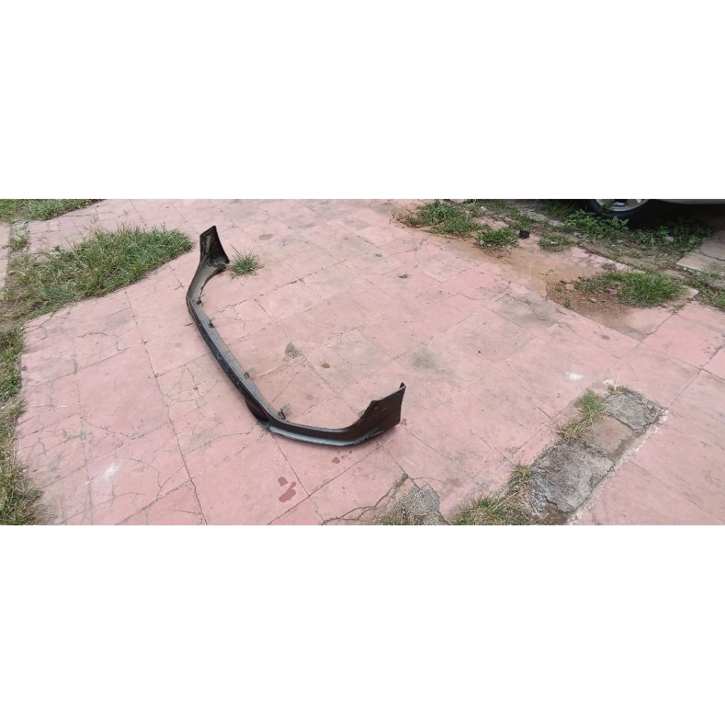 bodykit bumper depan Toyota Sienta