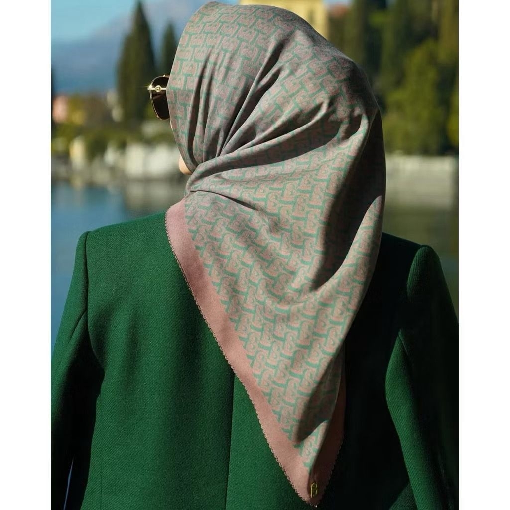 Buttonscarves Scarf Bimu Guava As Is New