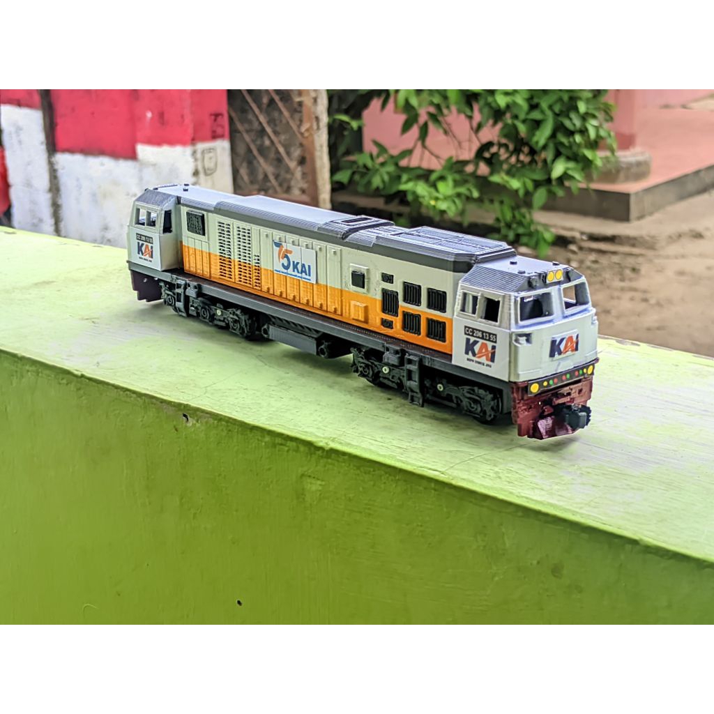 Kereta model CC 206 HO scale 1:87 medium