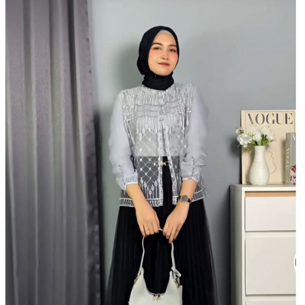 Outer  Crop Tunik Wanita/Brokat Kondangan Wisuda Mewah Kekinian Lengan Panjang