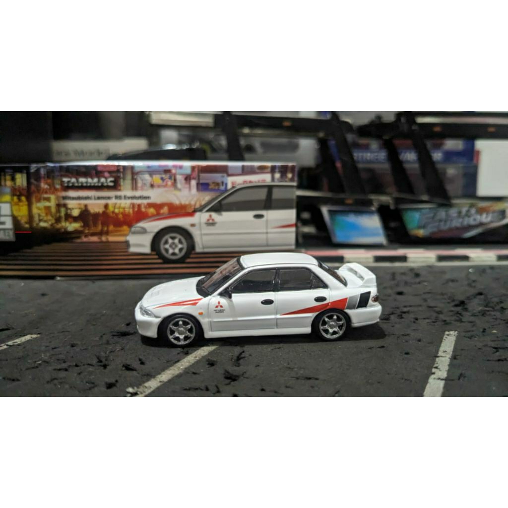 Diecast Tarmac Mitdubishi Lancer RS Evolution Whote Ralliart