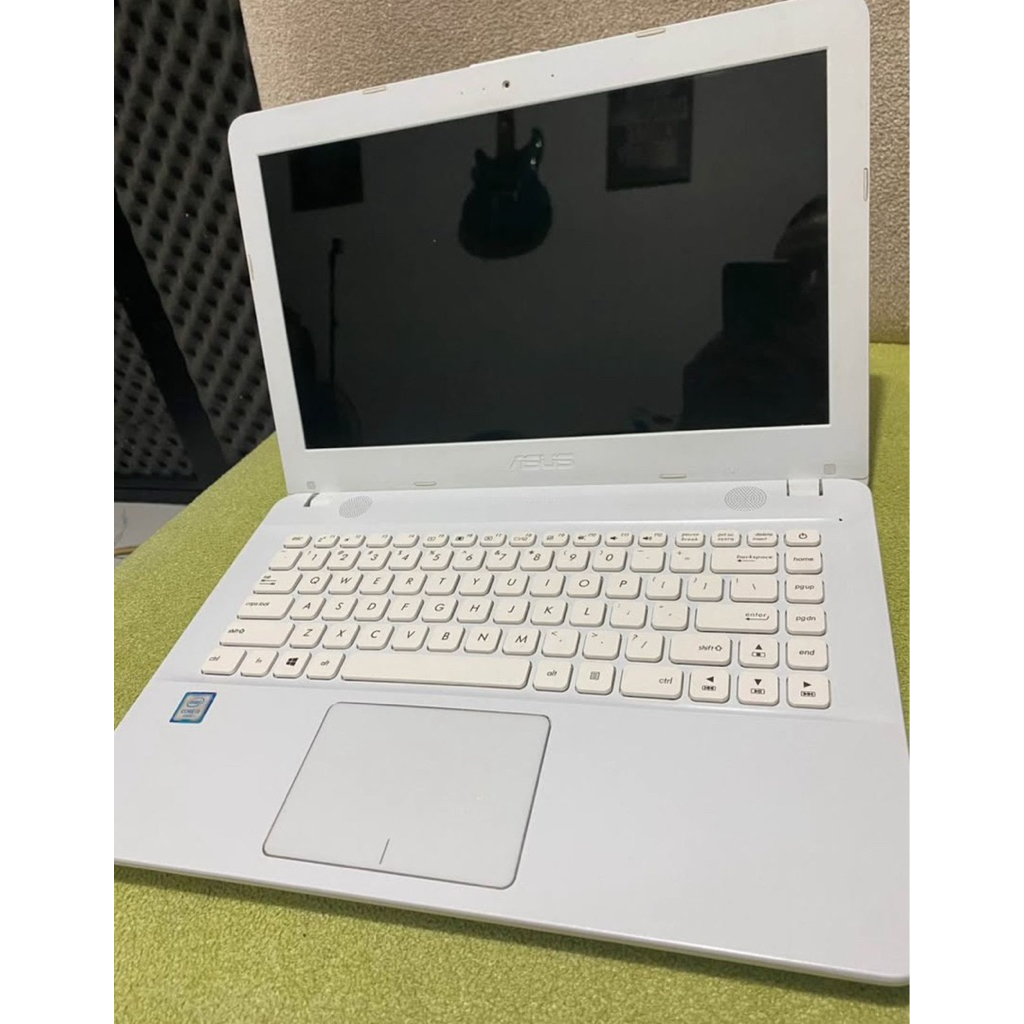 Laptop Asus X441UA core i3