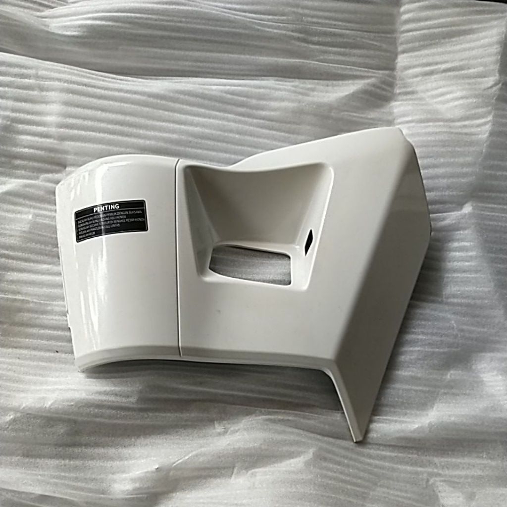 outer inner cover K35 (ada patah) pcx 150 led CBU original