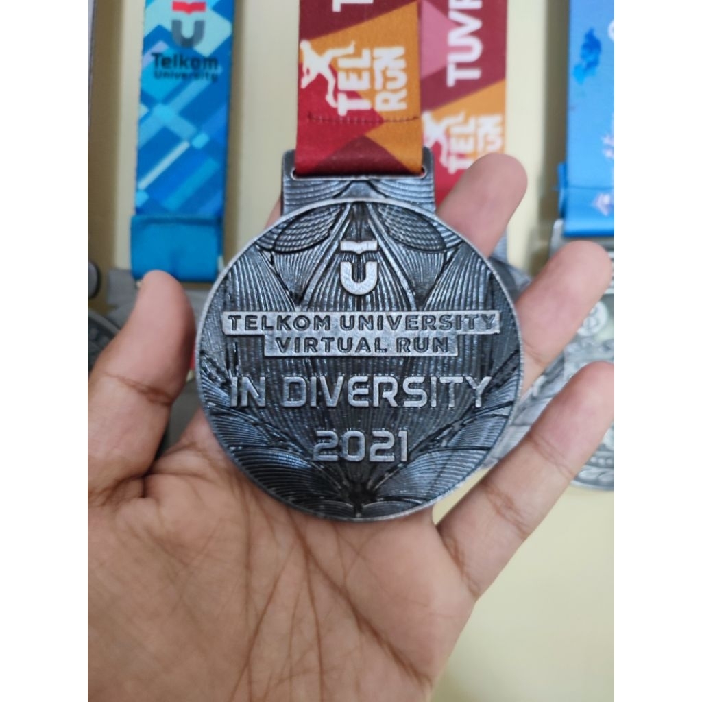 Medali FM Telkom University Virtual Run 2021